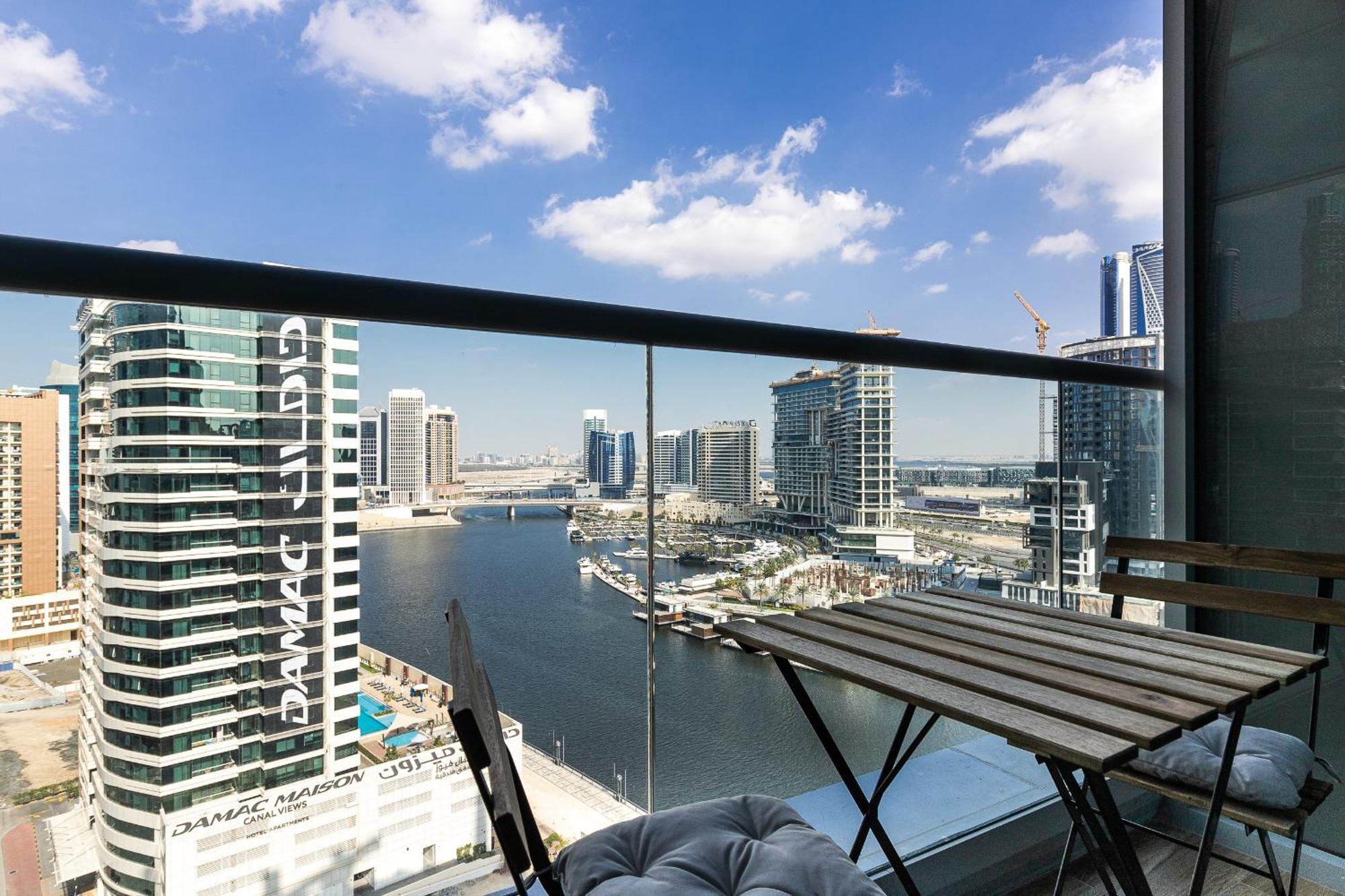 Simply Comfort In J One Tower Dubai Exterior photo